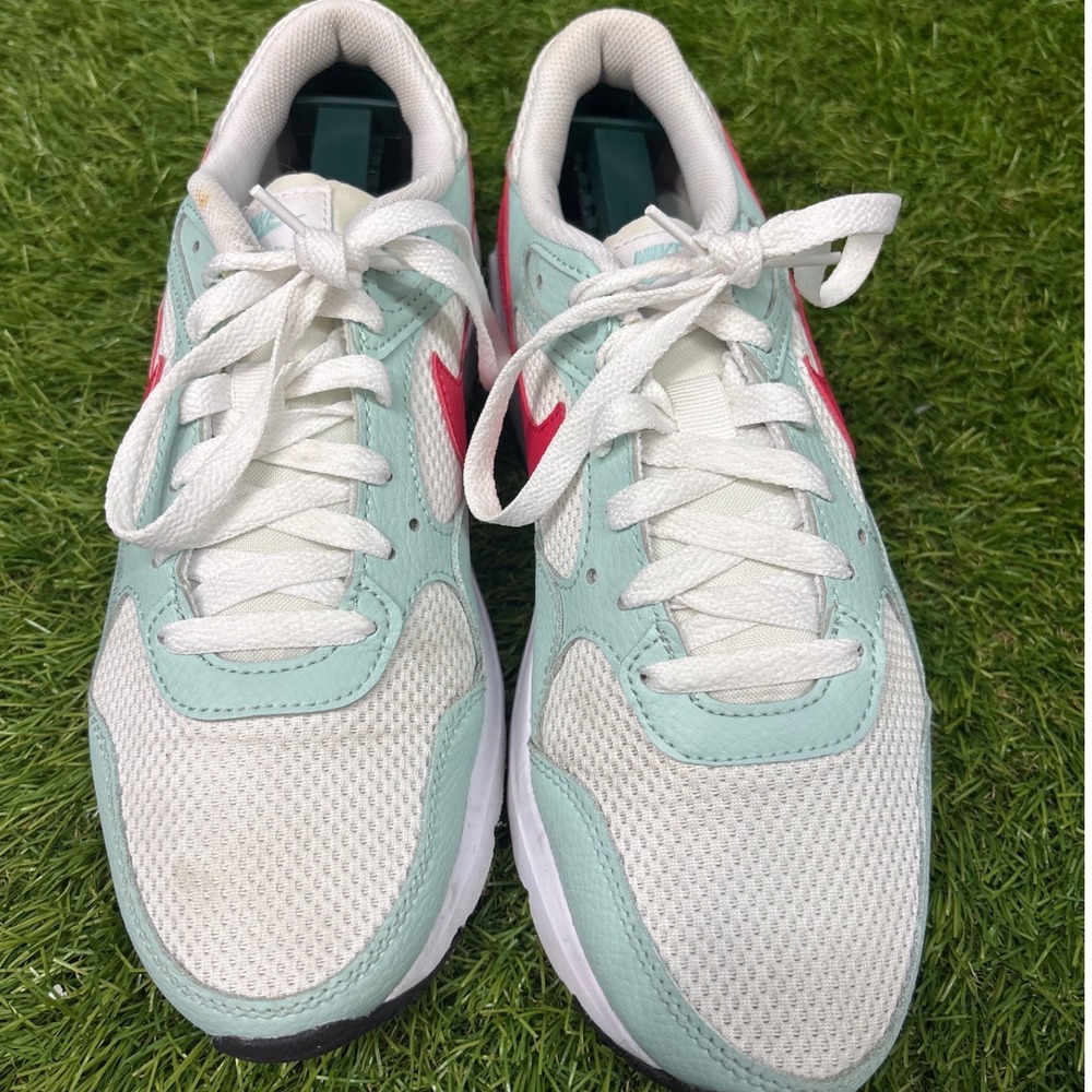 Nike Air Max SC Women Size 8 Sea Glass Siren Excellent Low Top Sneakers